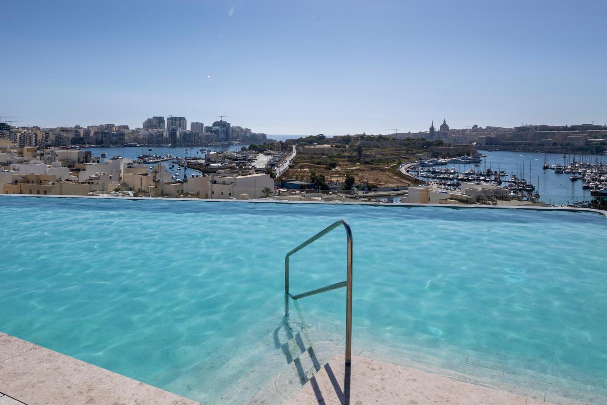 Grands Suites Hotel Residences And Spa Gzira Exterior photo