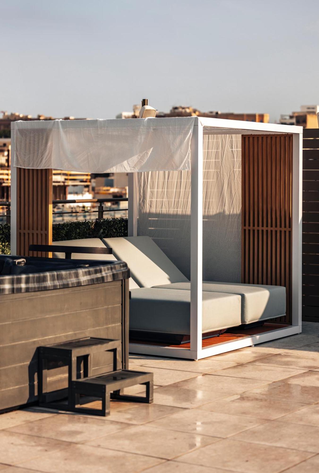 Grands Suites Hotel Residences And Spa Gzira Exterior photo