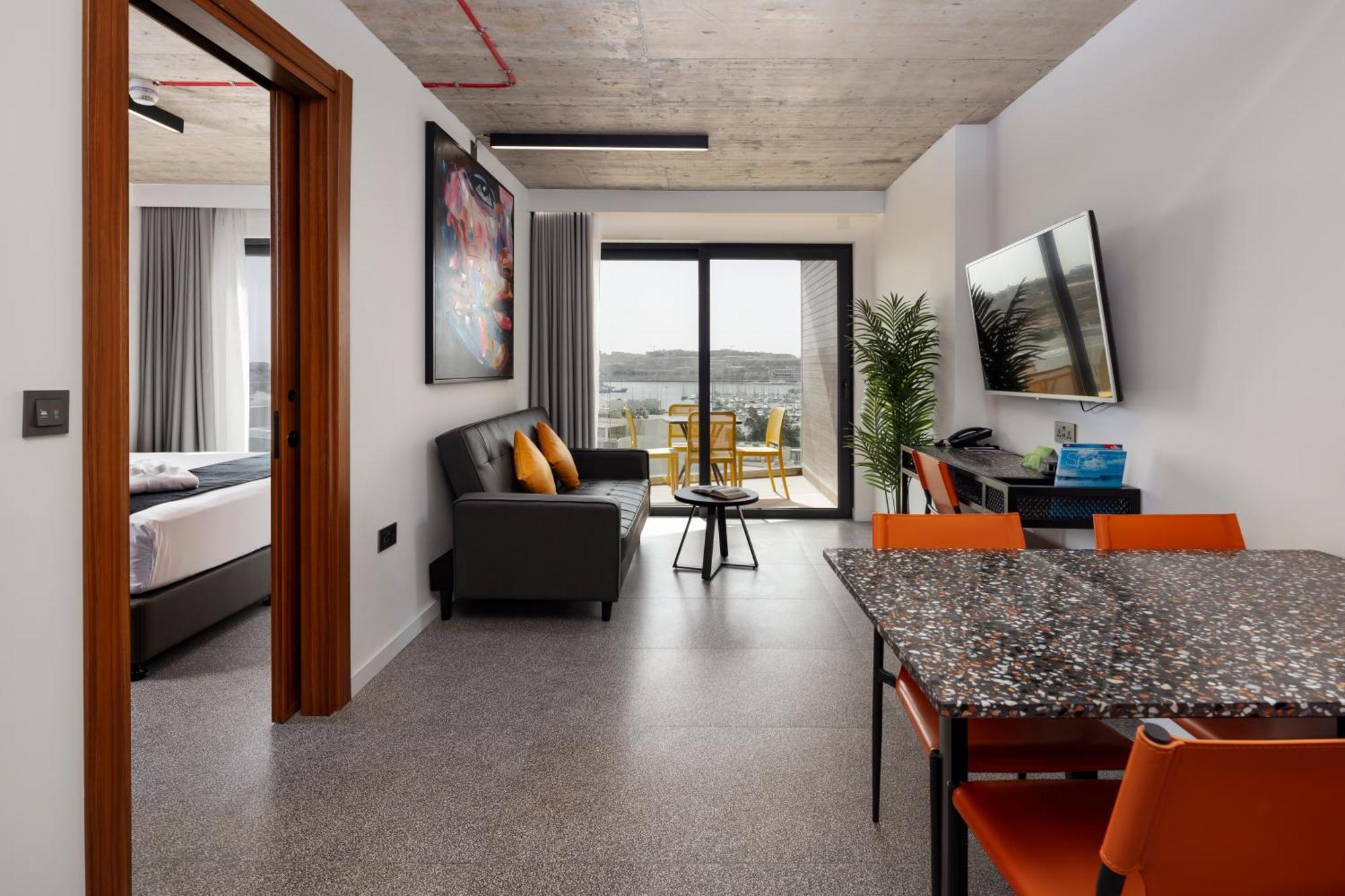 Grands Suites Hotel Residences And Spa Gzira Exterior photo